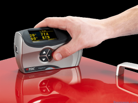 热塑性弹性体材料表观光泽度由哪些因素决定?